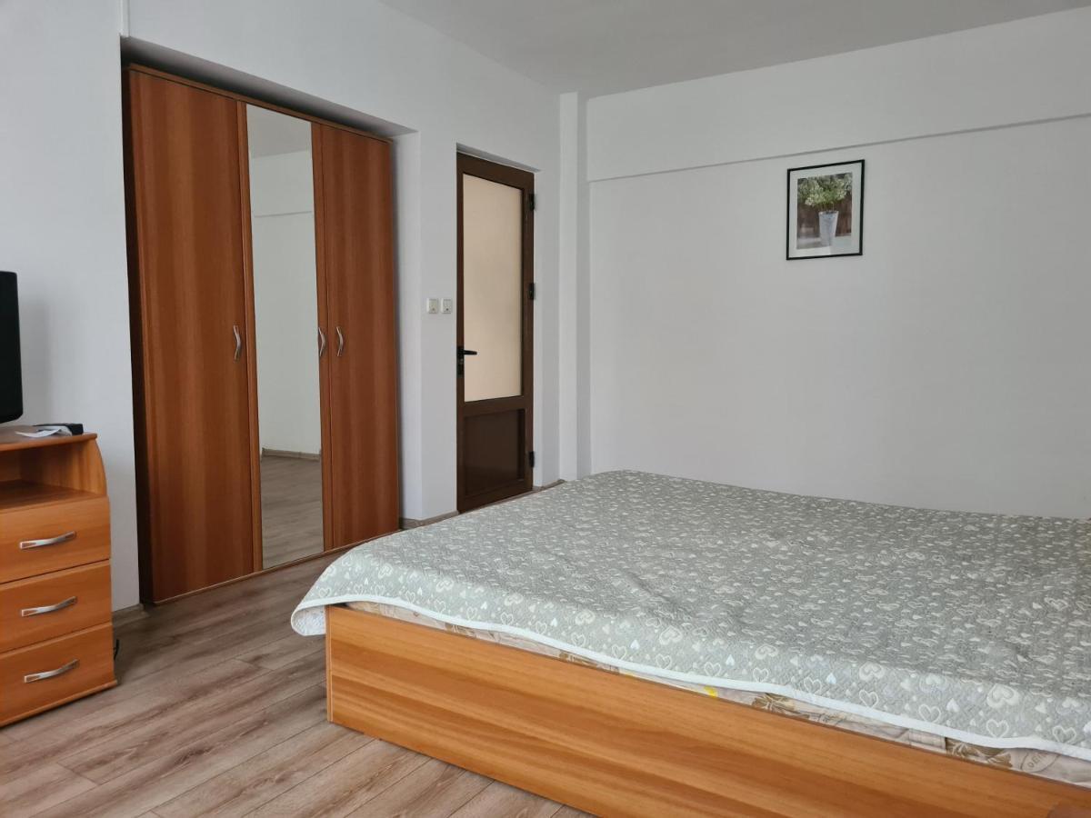 Apartament Anna Targoviste Exterior photo